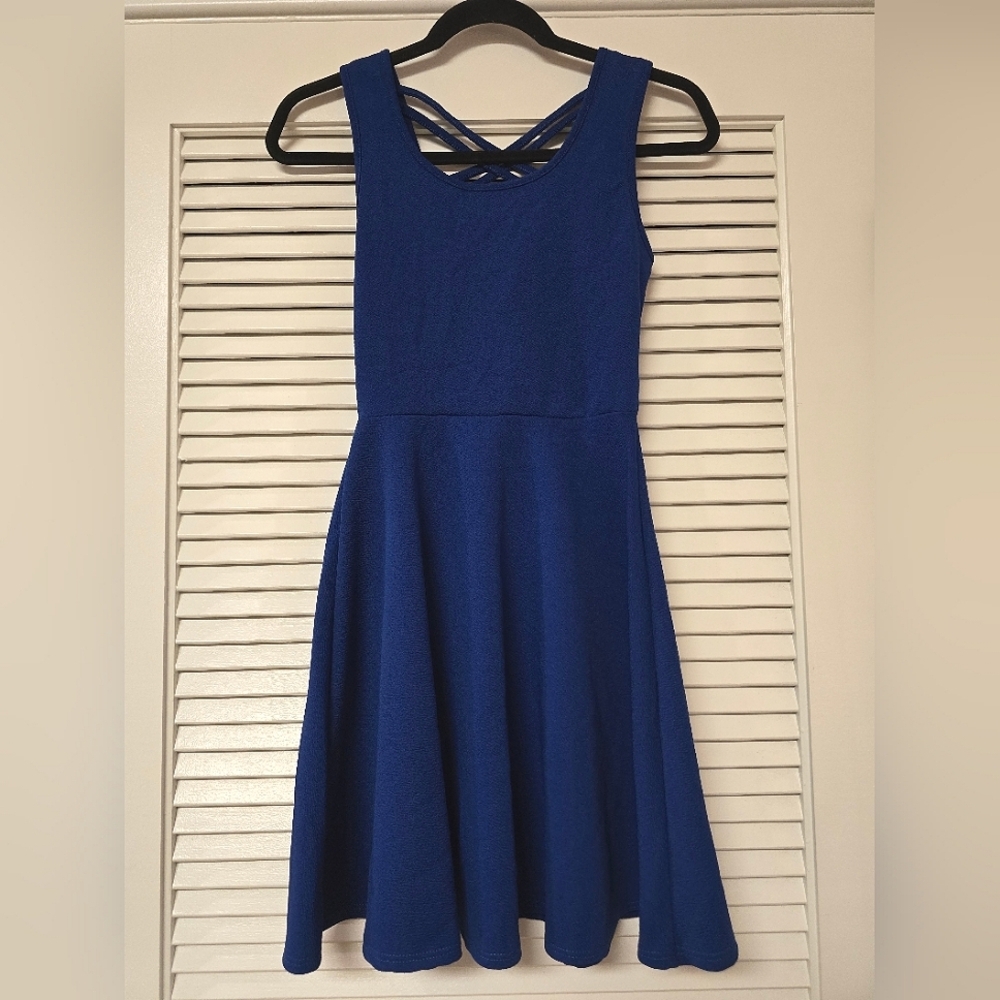 Rebel Sugar - Blue Lightweight Sleeveless Dress With Criss-Cross Back